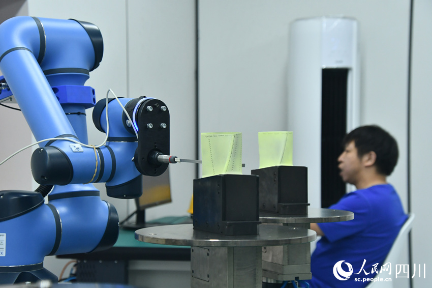 �����׸�ȼ���ǻ�������ظ���͸ƽҶƬ�������ֻ��������������������������� ��������